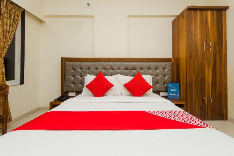 Levender Bough Hotel Mumbai Exterior photo