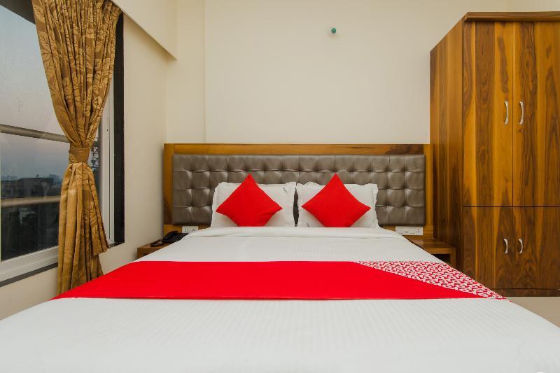 Levender Bough Hotel Mumbai Exterior photo
